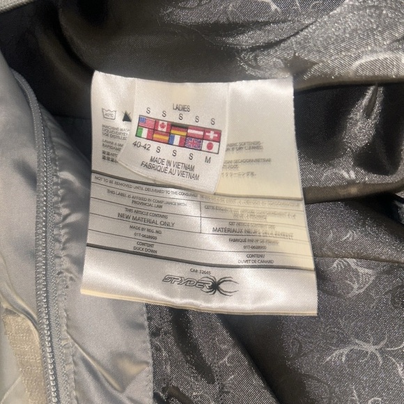 Spyder Women’s Raven Down Jacket with hood size S - Picture 8 of 12